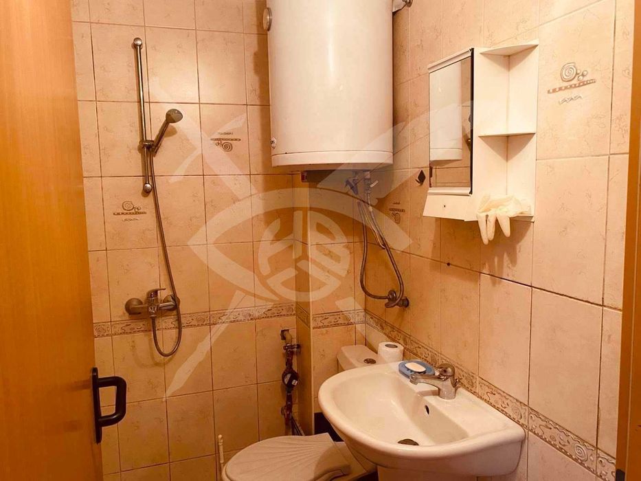 Дава се под наем Двустаен апартамент в Варна, Спортна зала - 40 кв.м за 400 € - Снимка #6