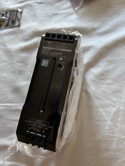 Omron S8VK-C Power Supply 220 VAC INPUT 24 VDC OUTPUT 24dc