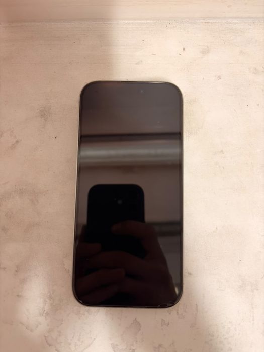 Продам Iphone 16 pro