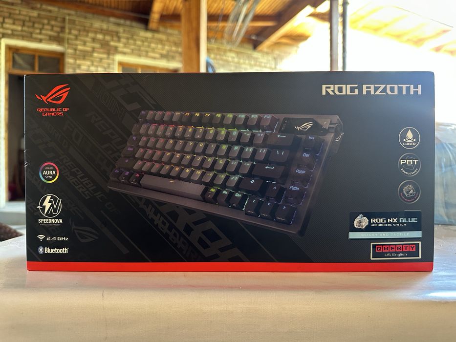 За Пол цены Asus RogAzoth Премиальная беспроводная игровая клавиатура