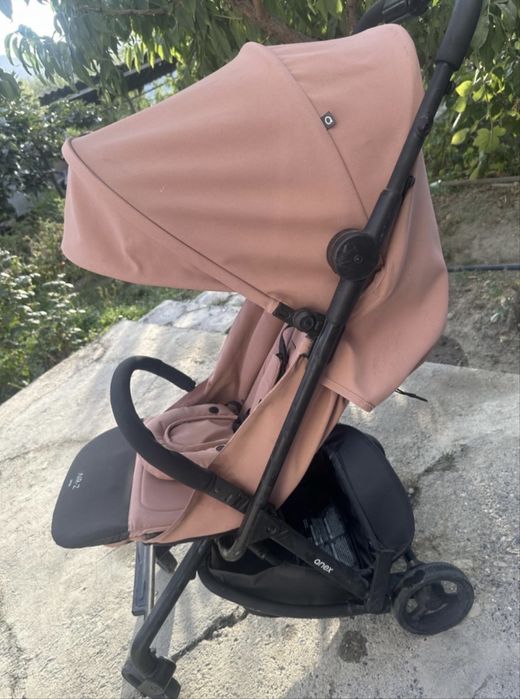 Продам манеж 15000