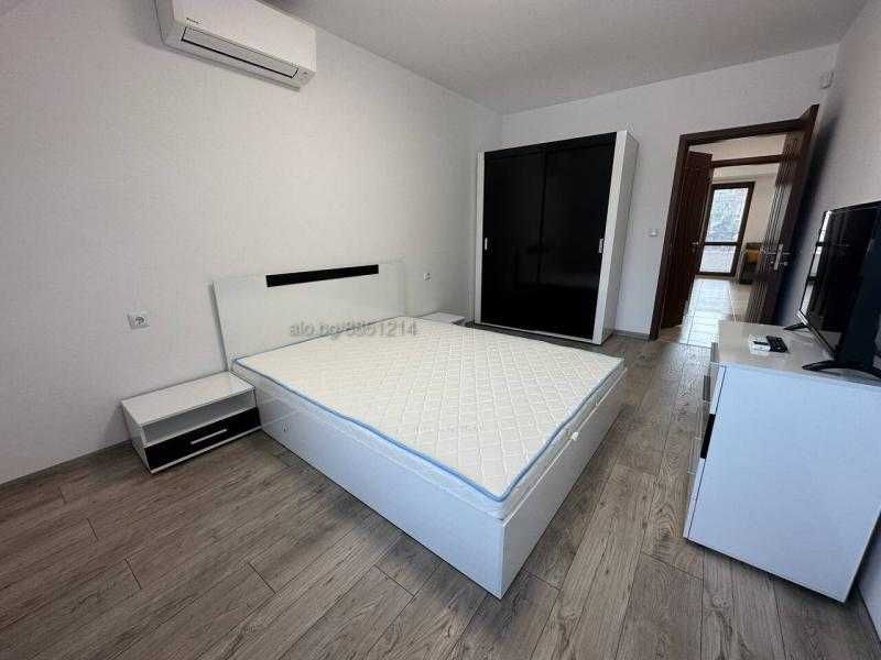 Дава се под наем Двустаен апартамент в Бургас, Лазур - 73 кв.м за 648.21 € - Снимка #4