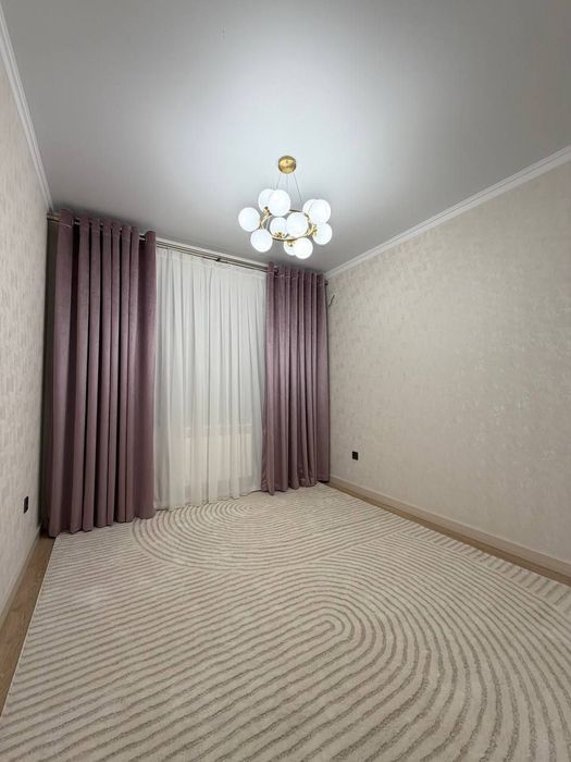 СВОЯ.Срочно продаю.Юнусабад-3 5-больница 4/1/4 Новая.Ипотека