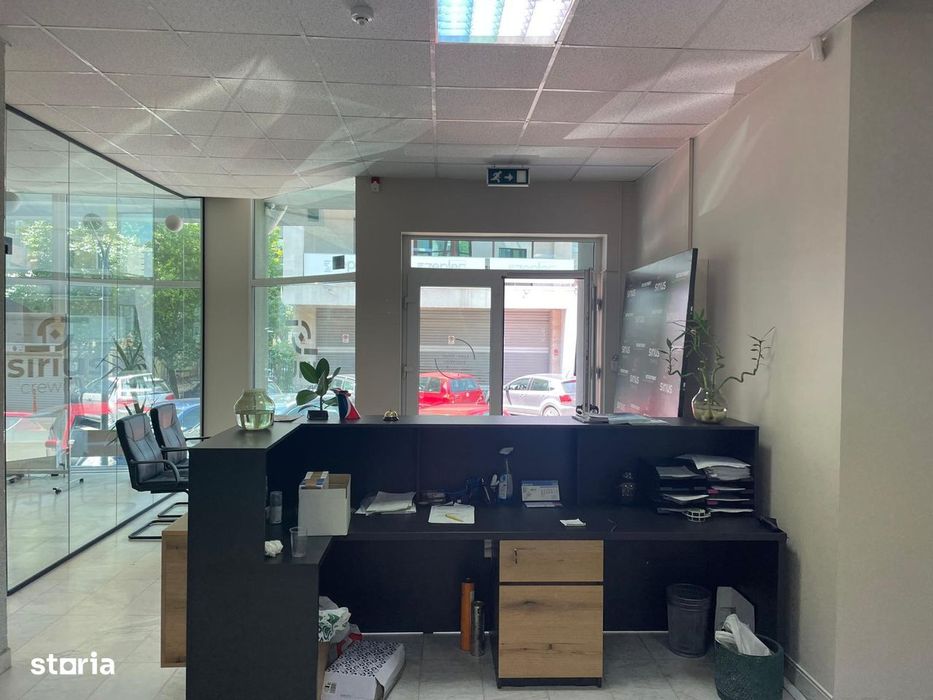 Închiriez spațiu comercial-Zona centrală