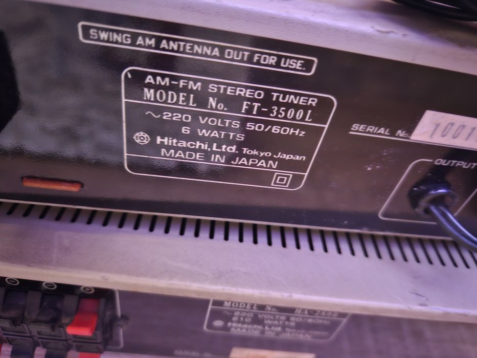 Tuneer si amplificator  Hitachi