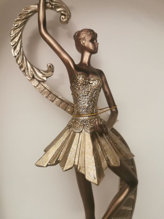 Statueta balerină nouă. Cadoul ideal
