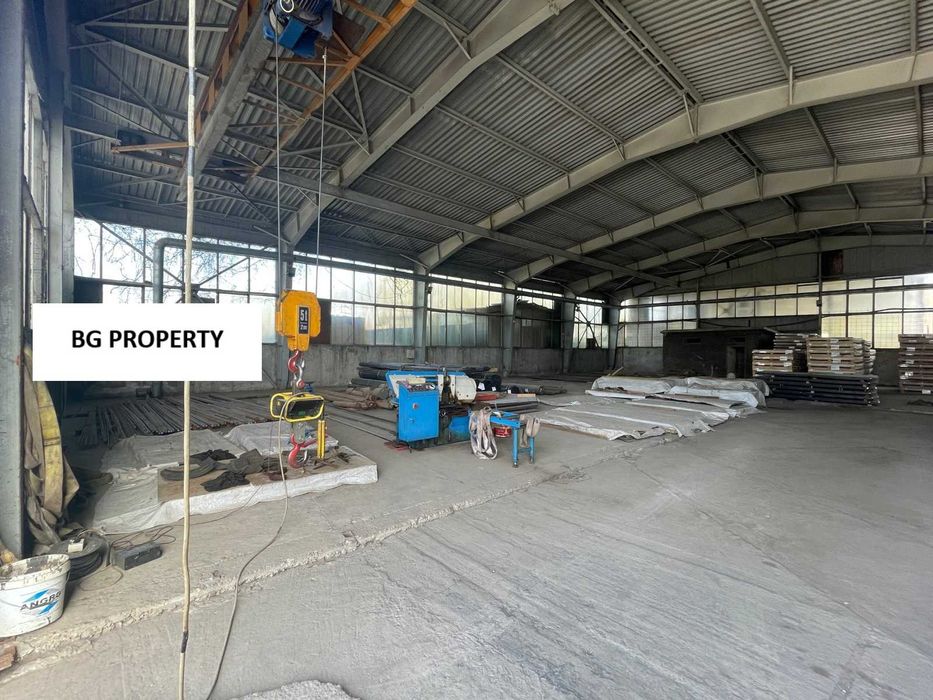 Дава се под наем Склад в София, Военна рампа - 700 кв.м за 2800 € - Снимка #7