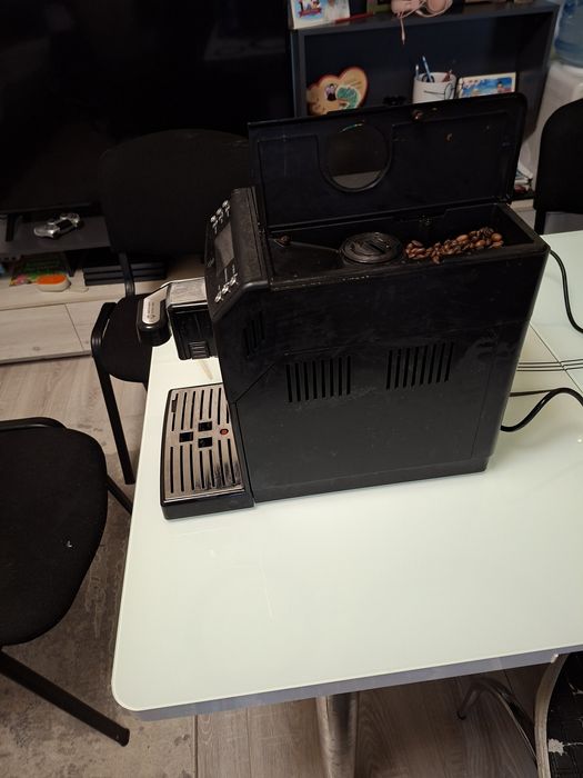 Vand Expresor cafea stare foarte buna