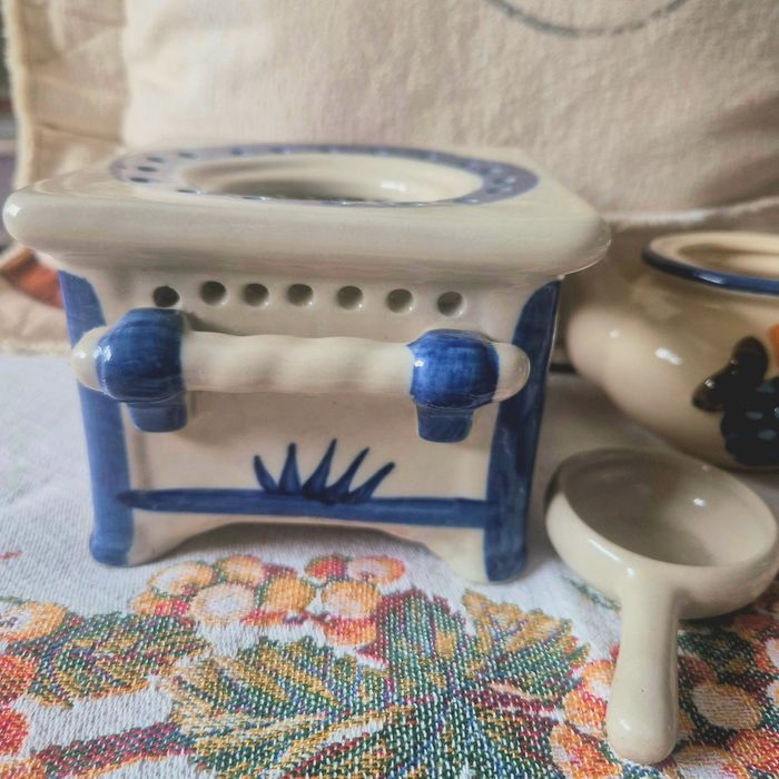 Керамичен чайник с поставка за затопляне