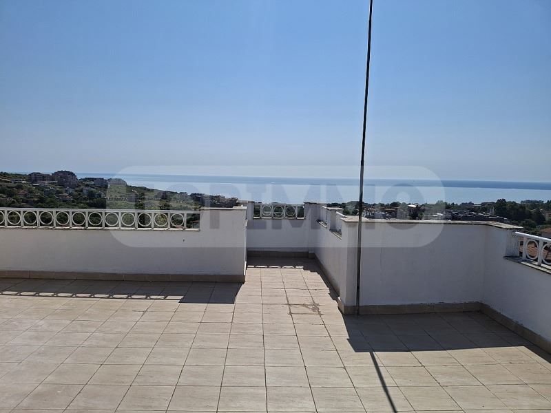 Продава се Тристаен апартамент в Бяла - 136 кв.м за 956 €/кв.м - Снимка #5