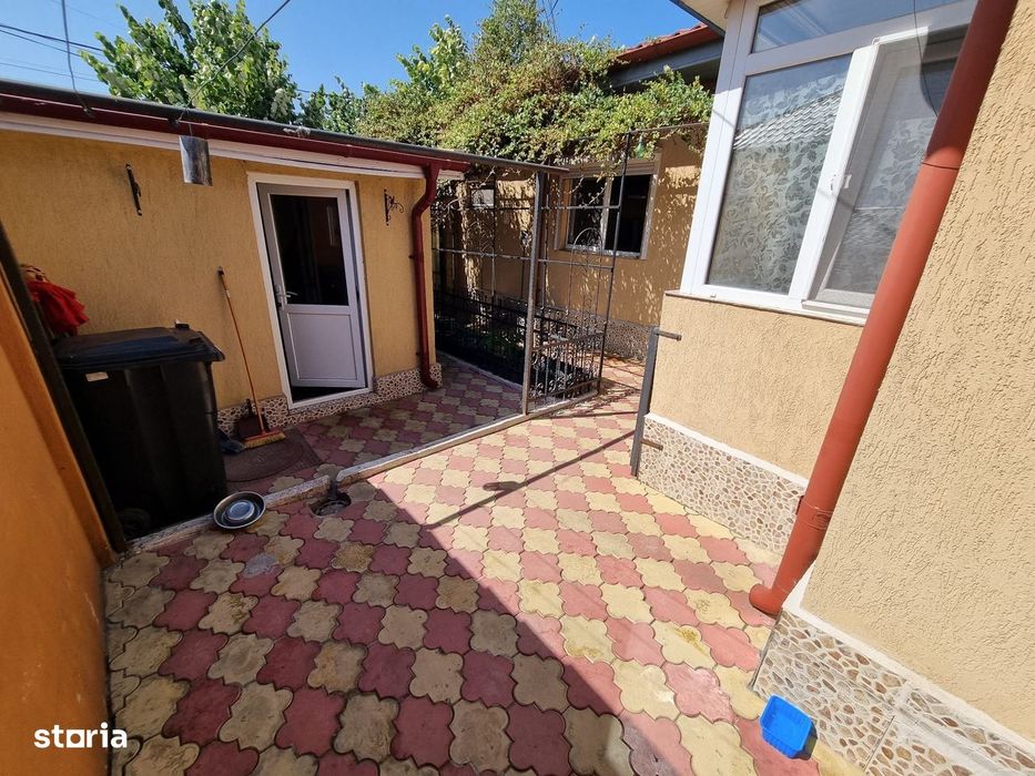 Dacia-  casa cu 5 camere de caramida