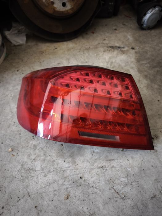 Stop stopuri led stanga dreapta BMW seria 3 E93 modelu cu led 2012