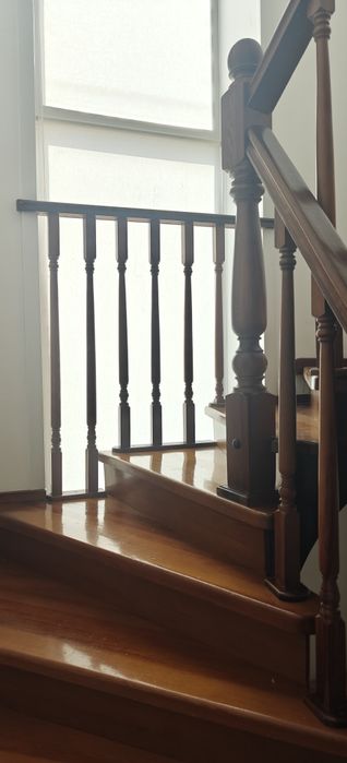 Продам лестницу не дорого