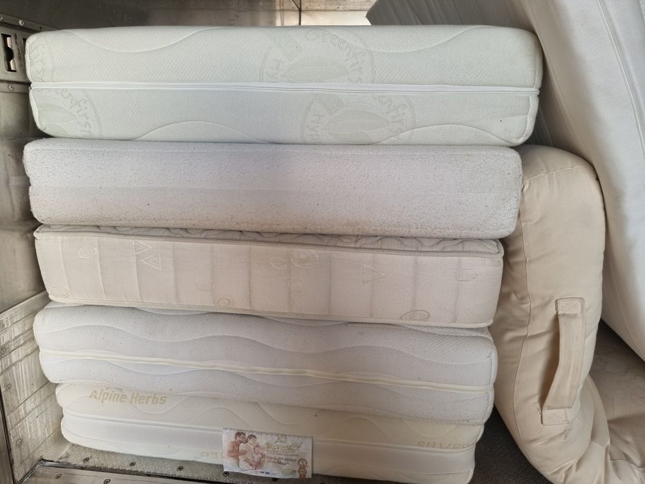 Saltele diferite dimensiuni