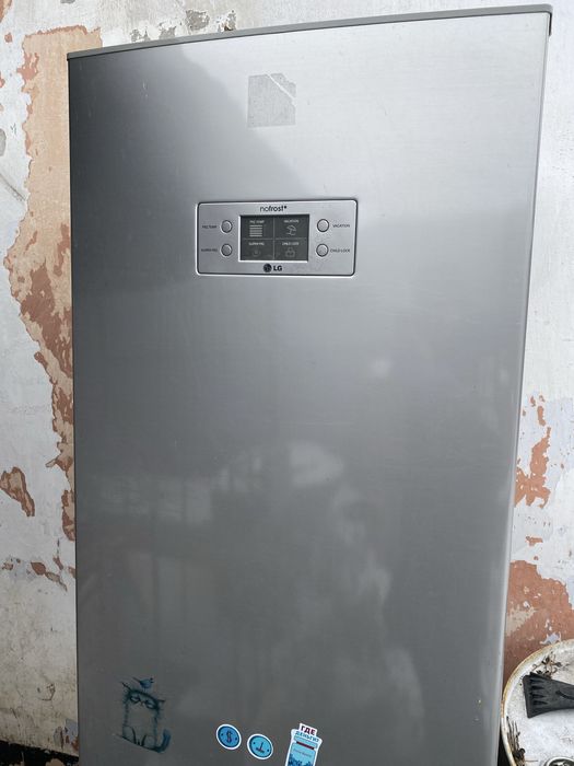 Продам холодильник LG