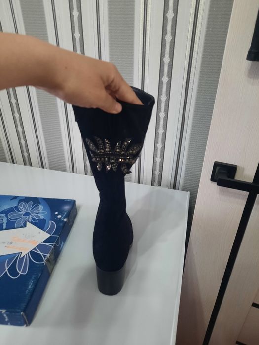 Замшевые сапоги 40размер