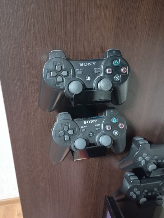 PS 3. Плестейшен 3 + мувы и диски