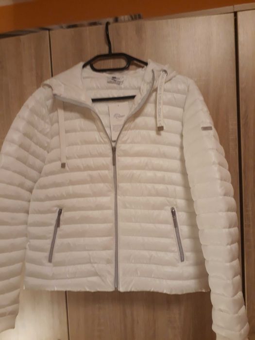 Geaca alba 36 Noua