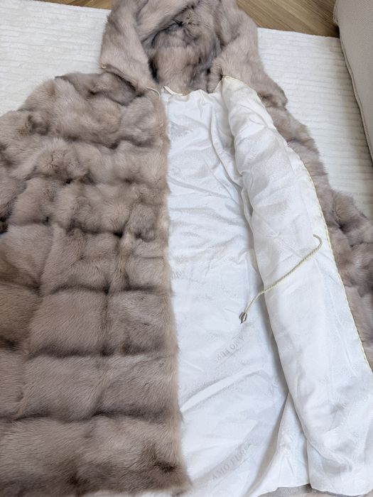 Продам Шубу оригинал