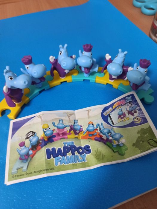 Бегемотики из киндер сюрприза.  Игрушки из киндера