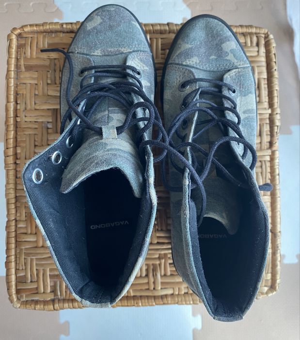 Vagabond sneakers