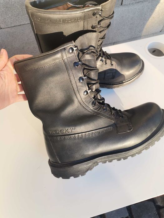 Bocanci tactici nr. 44 diverse modele