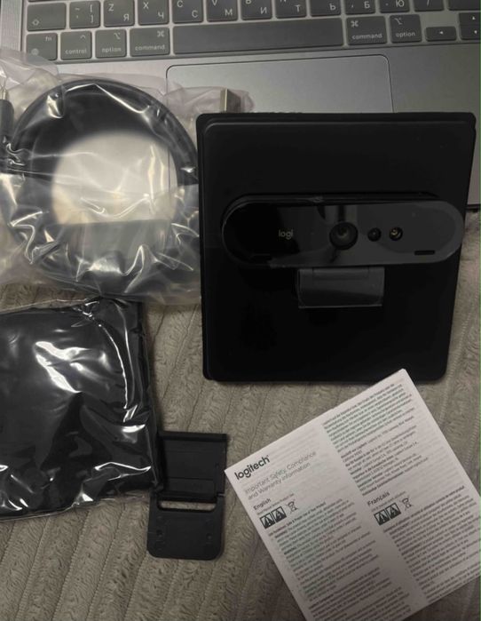Веб - камера Logitech Brio stream