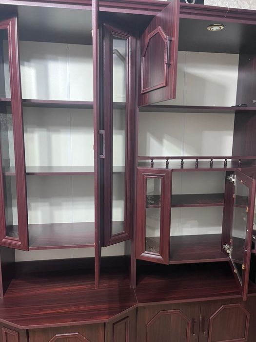 Стенка зальная в идеальном