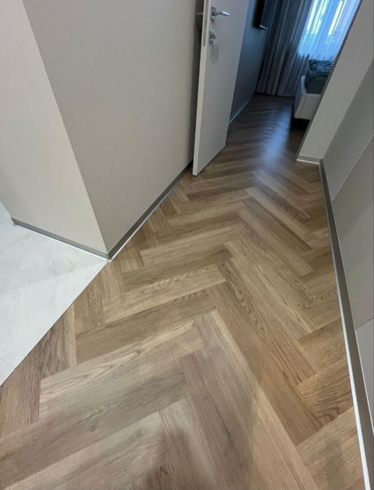 Укладка ламинат.