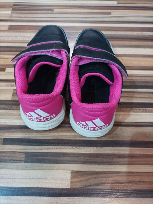 Маратонки на  Аdidas оргинални