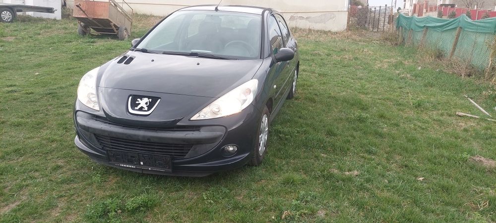 Vând  Peugeot 206... 2009