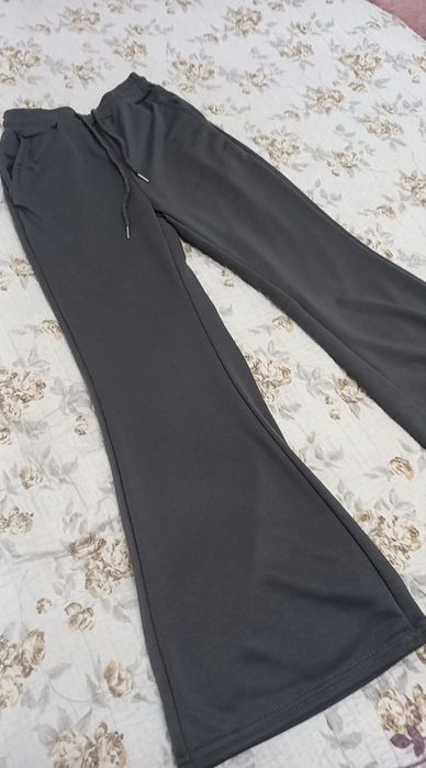 Спортивные брюки