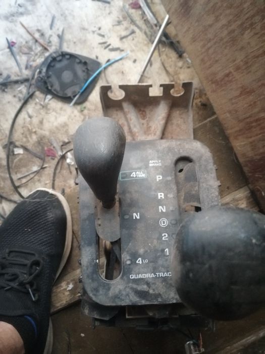 Части за jeep grand cheroki