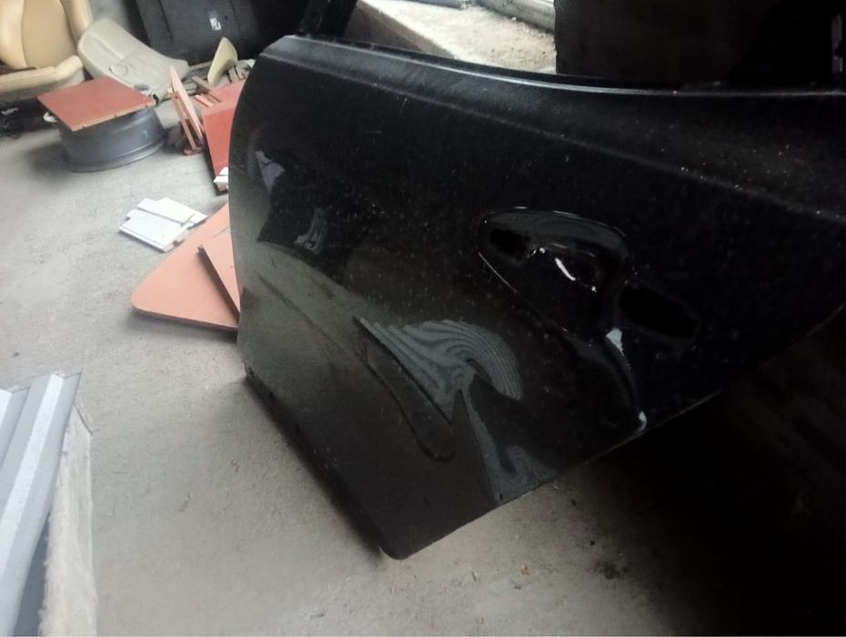 Задний левый дверь kia k7