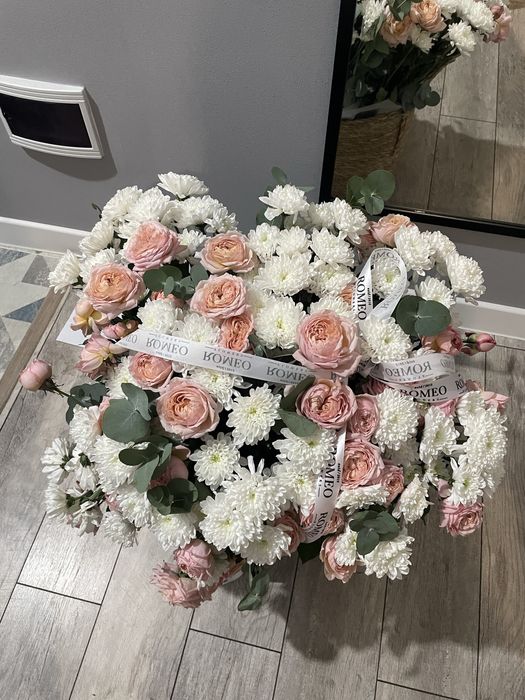 Кашподағы джулетта хризантема сатылады