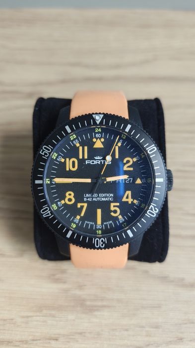 Продавам Fortis B-42,Mars 500
