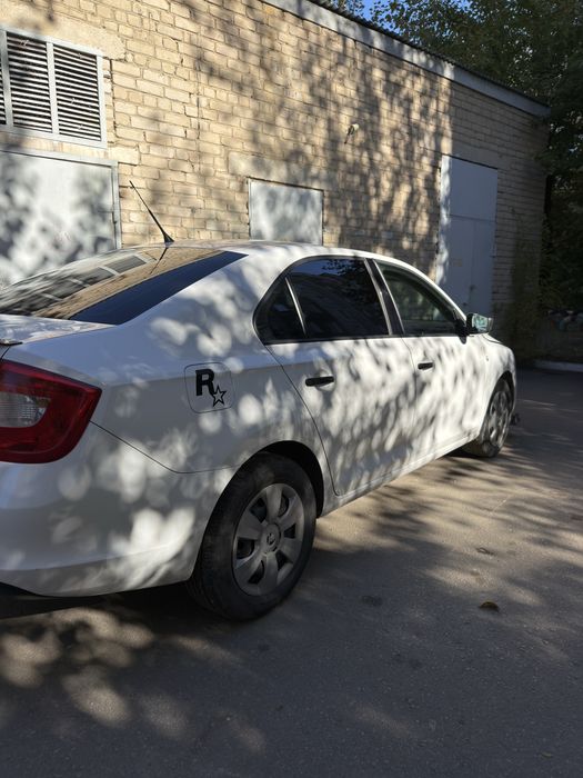 Продается Skoda rapid 2014