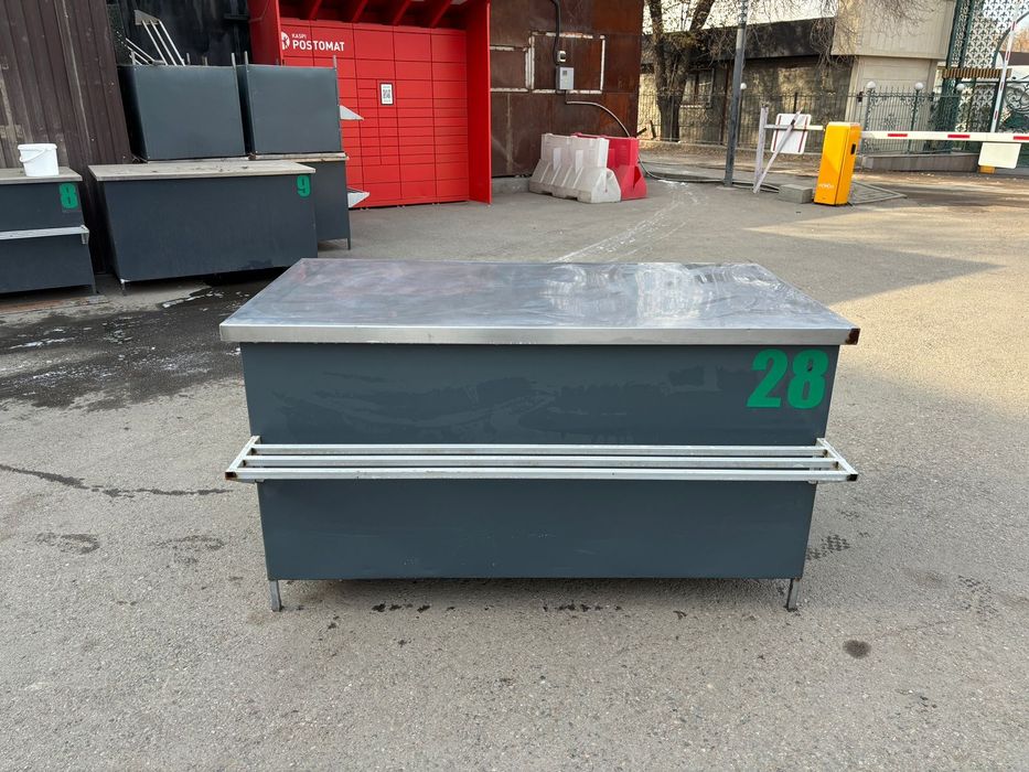 Стол по торговлием