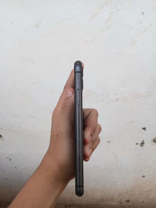 IPhone 11 ёмкость 77%