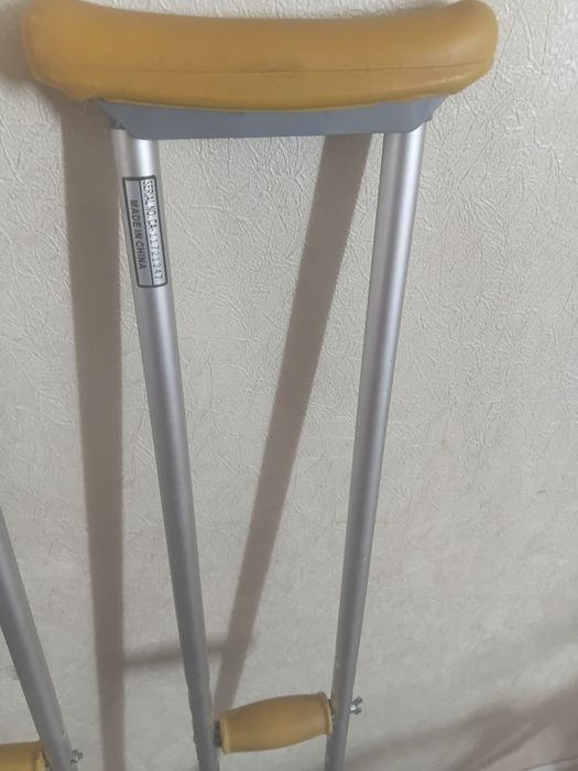 Костыли (взрослые)