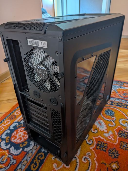 Carcasă PC Zalman Z9 Plus – Gaming / ATX Mid Tower