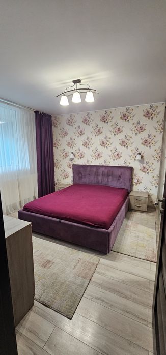 Proprietar, ofer spre închiriere apartament 3 camere, Titan