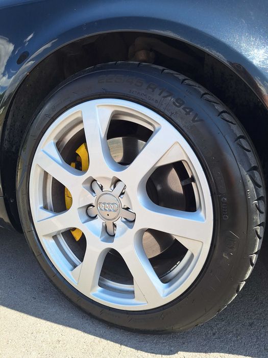 Автомобил Audi A4 B7 2.0 TFSI