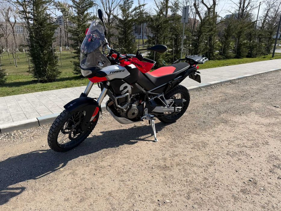 Motocicleta Adventure Touring Aprilia Tuareg 660 – Accesorizată OEM