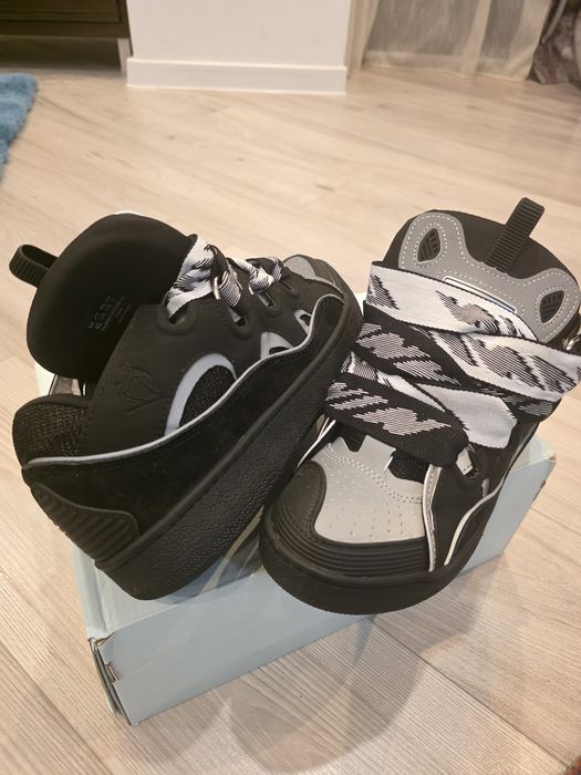 Vand lanvin curb marimea 42