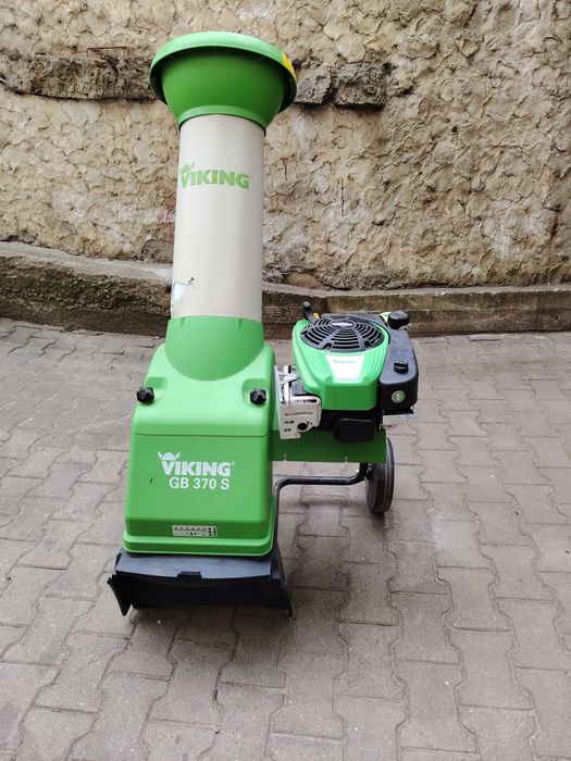 Tocator resturi vegetale Viking  GB 370