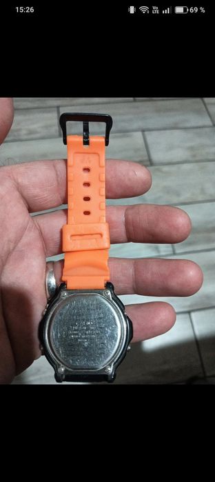 Vând ceas casio SUF-100