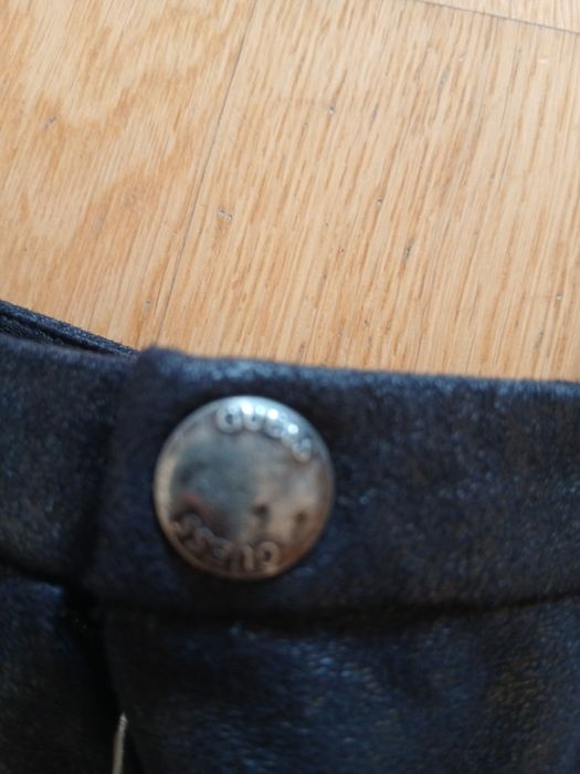 Fusta neagra  Guess, marimea M