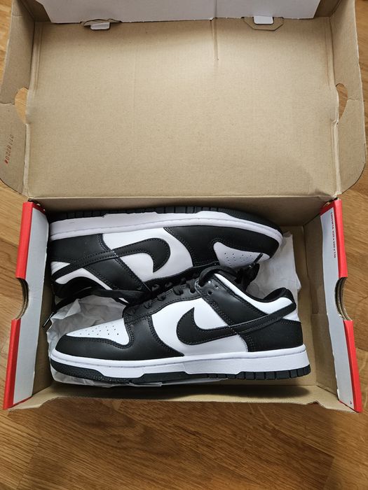 Adidasi Nike dunk panda low