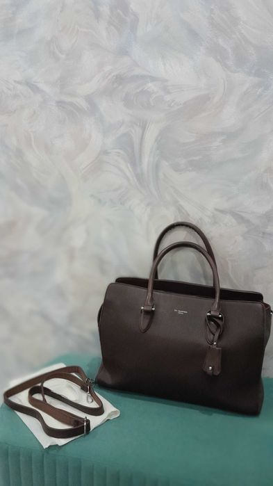 Продам мессенджер сумку David Jones